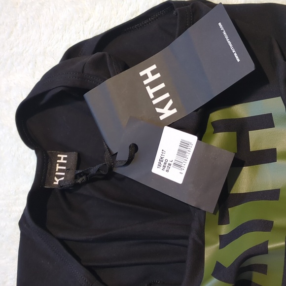 Kith Ladies Sports Top - Picture 3 of 9